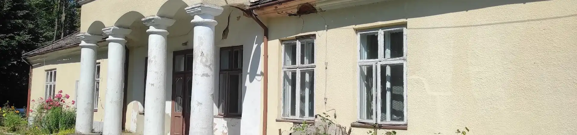 Charakterystyczne okolica Brzostka