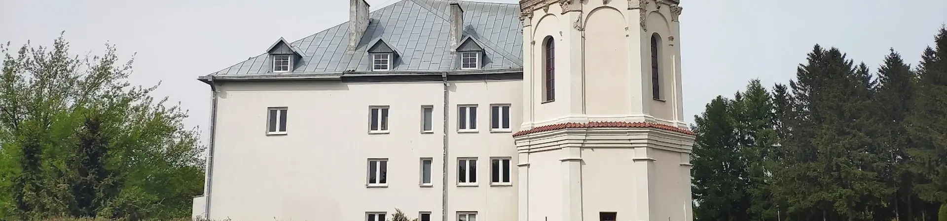 Charakterystyczne okolica Dąbrowic