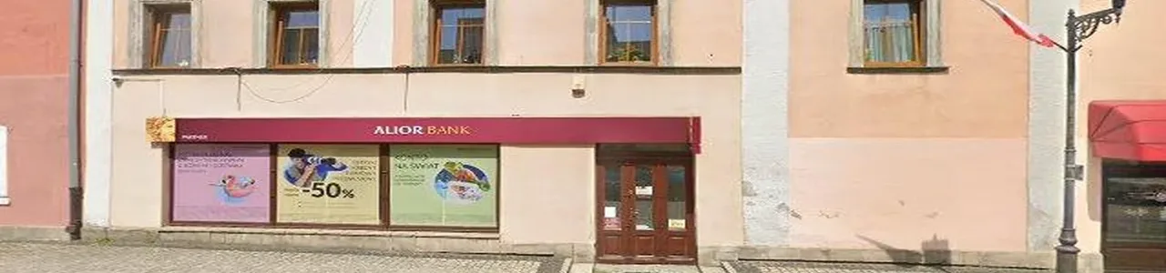 Zdjęcie placówki Alior Banku przy placu Wolności w Lwówku Śląskim