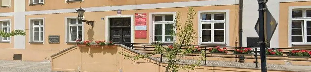 Zdjęcie placówki Alior Banku przy Placu Wolności w Środzie Śląskiej