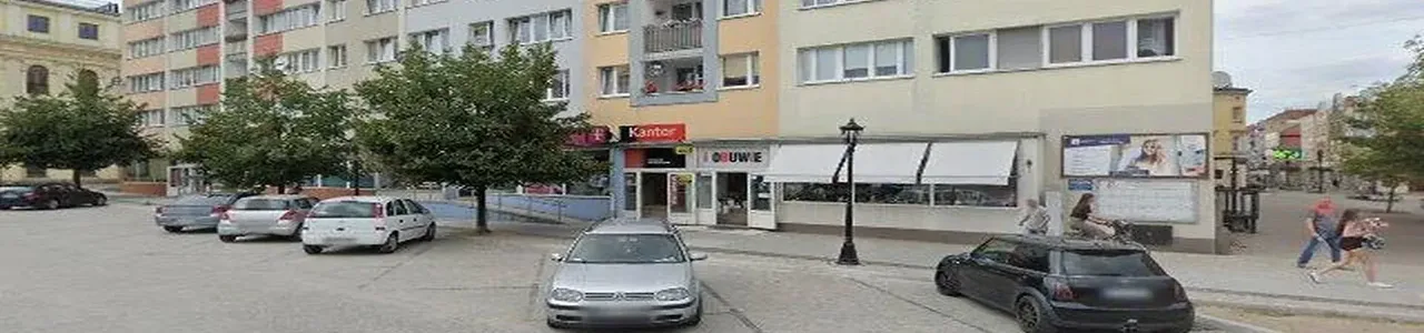 Zdjęcie placówki Banku Millennium przy ulicy Rynek w Dzierżoniowie