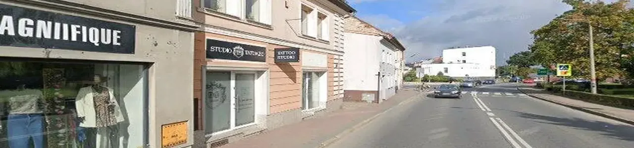 Zdjęcie placówki Banku Millennium przy ulicy 1 Maja w Krapkowicach