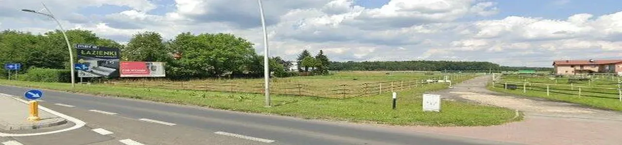 Zdjęcie placówki Banku Millennium przy ulicy Św. Jana Pawła II w Łaziskach Górnych