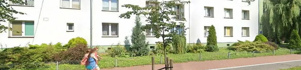 Zdjęcie placówki Banku Millennium przy ulicy Piotrkowskiej w Opocznie