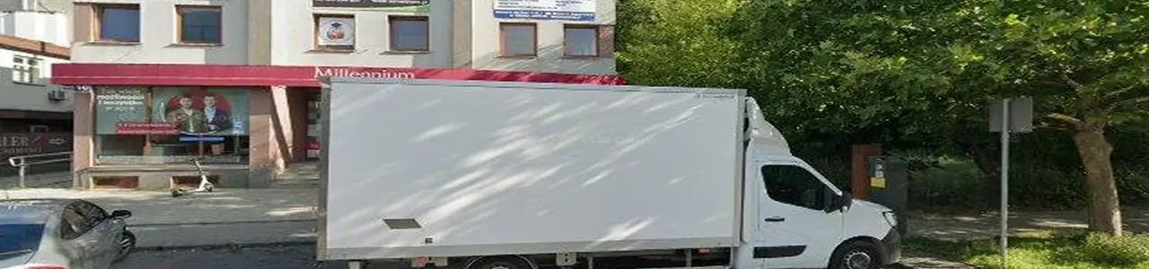 Zdjęcie placówki Banku Millennium przy ulicy Jana Pawła II w Piasecznie
