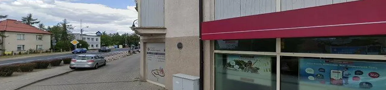 Zdjęcie placówki Banku Millennium przy ulicy Nowy Rynek w Suchym Lesie