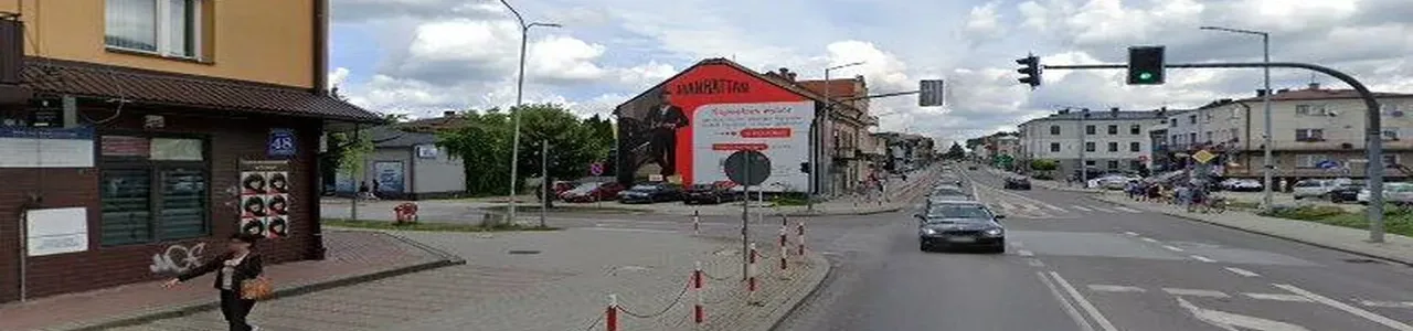 Zdjęcie placówki Banku Millennium przy ulicy Lwowskiej w Tomaszowie Lubelskim