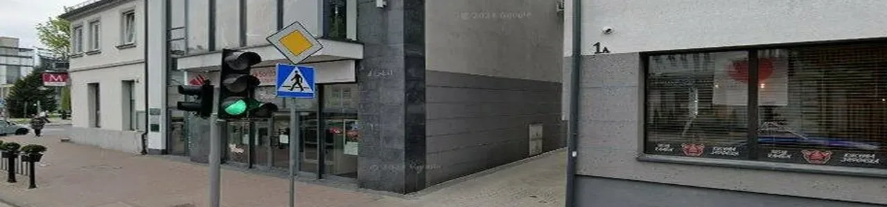 Zdjęcie placówki Banku Millennium przy ulicy Łaska w Zduńskiej Woli