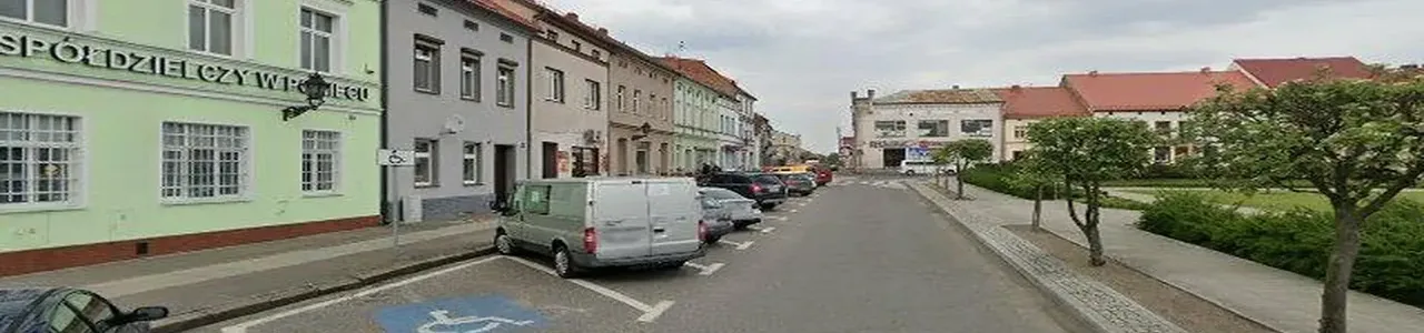 Zdjęcie placówki Banku Spółdzielczego w Bojanowie przy ulicy Rynek.