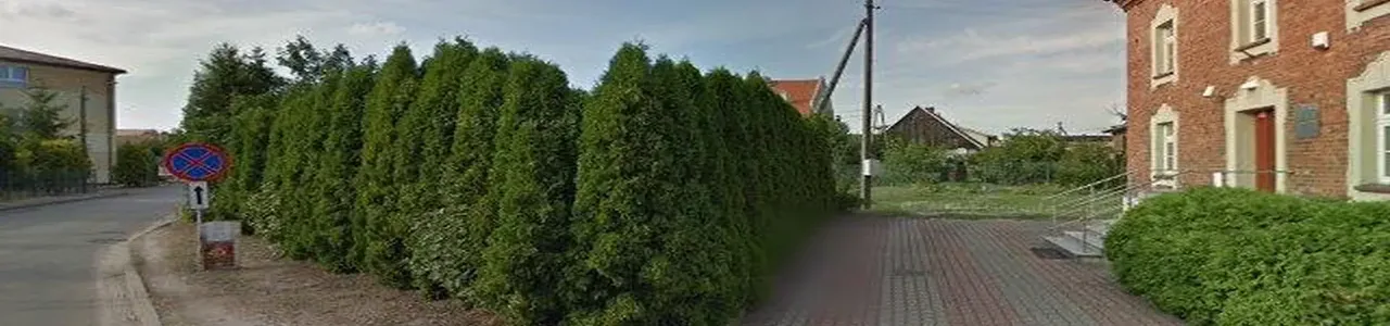 Zdjęcie placówki Banku Spółdzielczego w Bralinie przy ulicy Namysłowskiej.