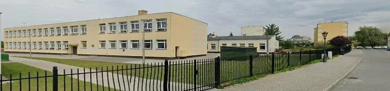 Zdjęcie placówki Banku Spółdzielczego przy ulicy Szkolna w Bytomiu Odrzańskim