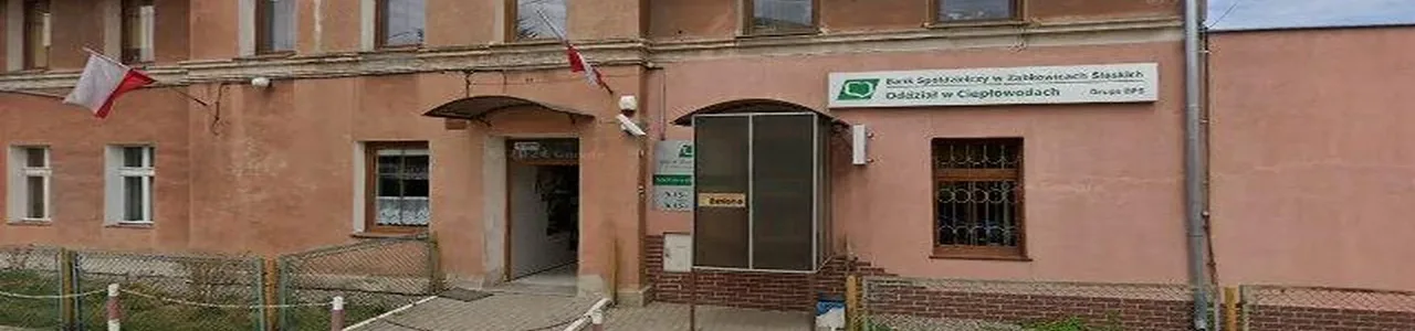 Zdjęcie placówki Banku Spółdzielczego przy ulicy A. Mickiewicza w Ciepłowodach