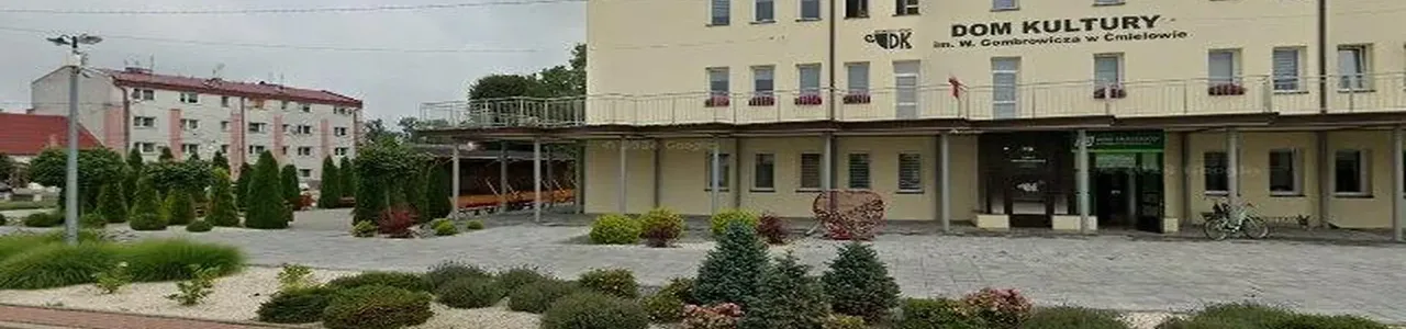 Zdjęcie jednej z placówek banku spółdzielczego w Ćmielowie