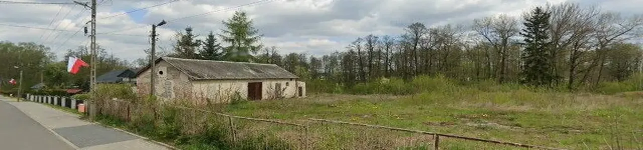 Zdjęcie placówki Banku Spółdzielczego w Godzianowie przy ulicy Klonowej.