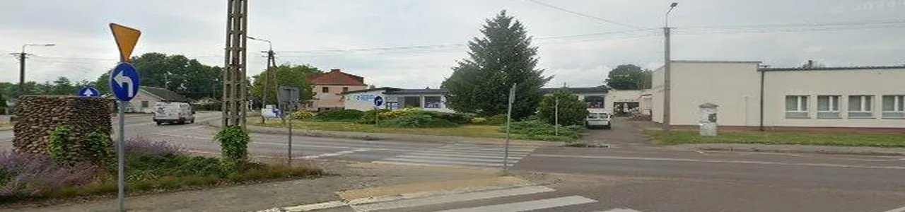 Zdjęcie placówki Banku Spółdzielczego w Grudusku przy ulicy Grunwaldu.