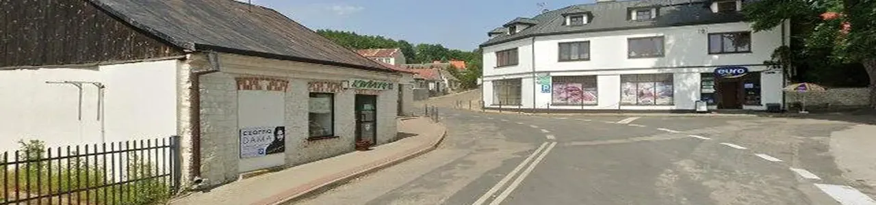 Zdjęcie placówki Banku Spółdzielczego przy ulicy Rynek w Janowcu