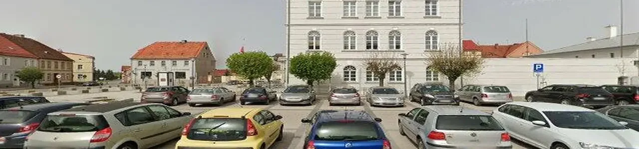 Zdjęcie placówki Banku Spółdzielczego w Jutrosinie przy ulicy Rynek.