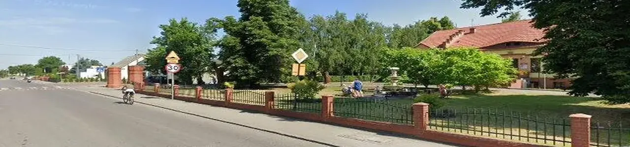 Zdjęcie placówki Banku Spółdzielczego przy ulicy Głównej w Kęsowie