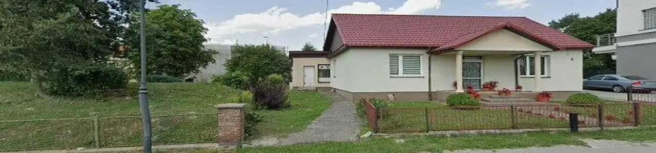 Zdjęcie placówki Banku PKO przy ulicy Piłsudskiego w Komarowie