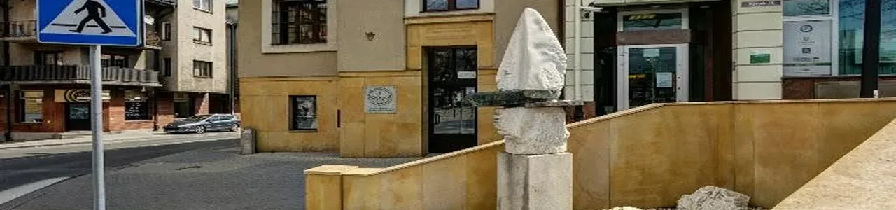 Zdjęcie placówki Banku Spółdzielczego przy ulicy Rynek w Miechowie