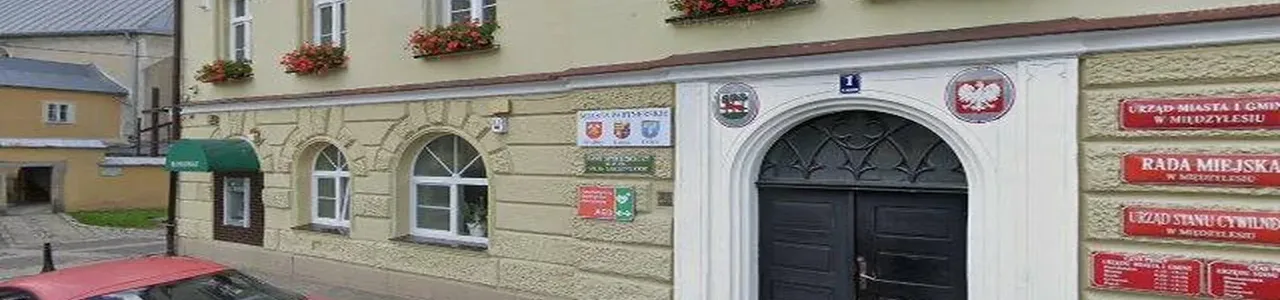 Zdjęcie placówki Banku Spółdzielczego przy ulicy Wolności w Międzylesiu