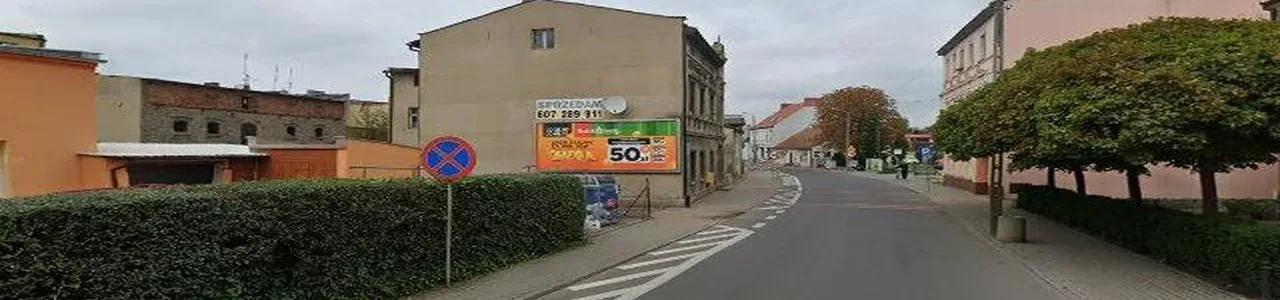 Zdjęcie placówki Banku Spółdzielczego w Mogilnie przy ulicy Jagiełły.