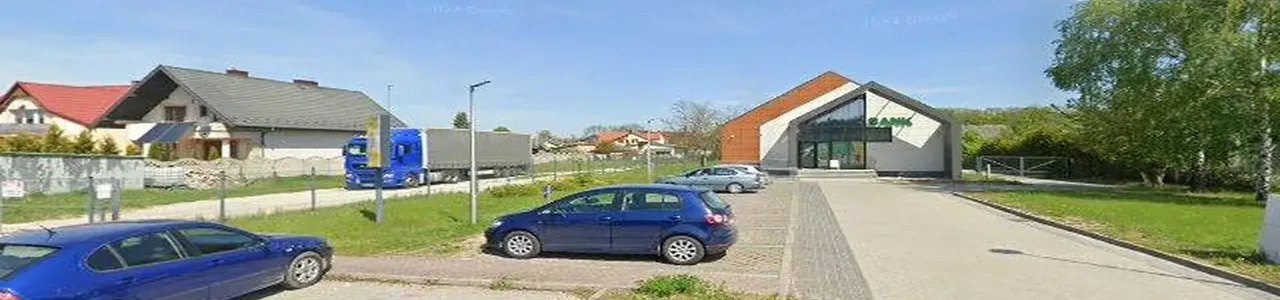 Zdjęcie placówki Banku Spółdzielczego przy ulicy Szkolnej w Morawicy