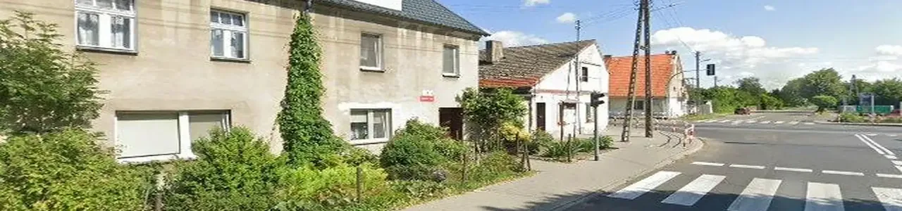 Zdjęcie placówki Banku Spółdzielczego w Niechanowie przy ulicy Różanej.