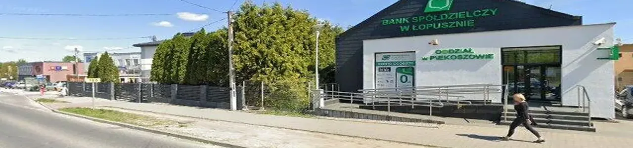 Zdjęcie placówki Banku Spółdzielczego przy ulicy Częstochowskiej w Piekoszowie
