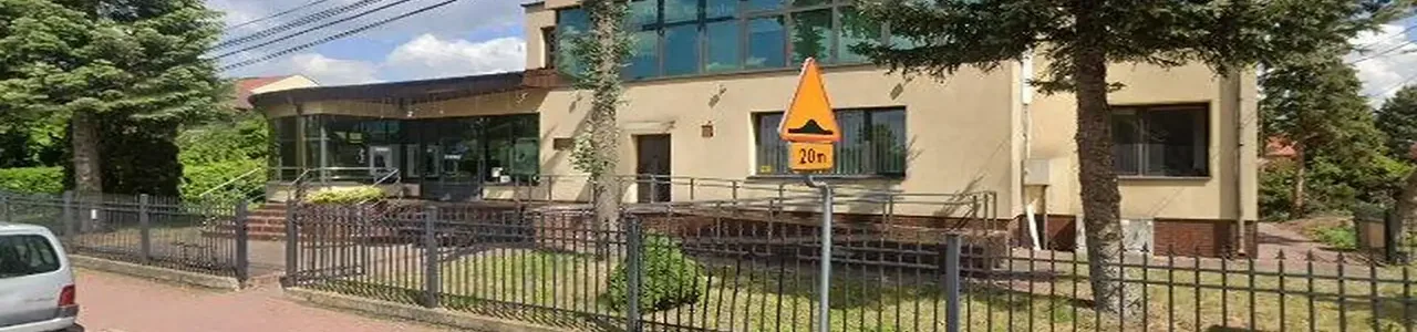 Zdjęcie jednej z placówek banku spółdzielczego w Płocku