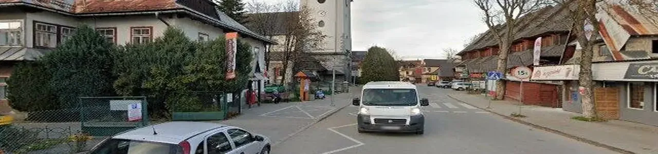 Zdjęcie placówki Banku PKO przy ulicy Piłsudskiego w Poronin