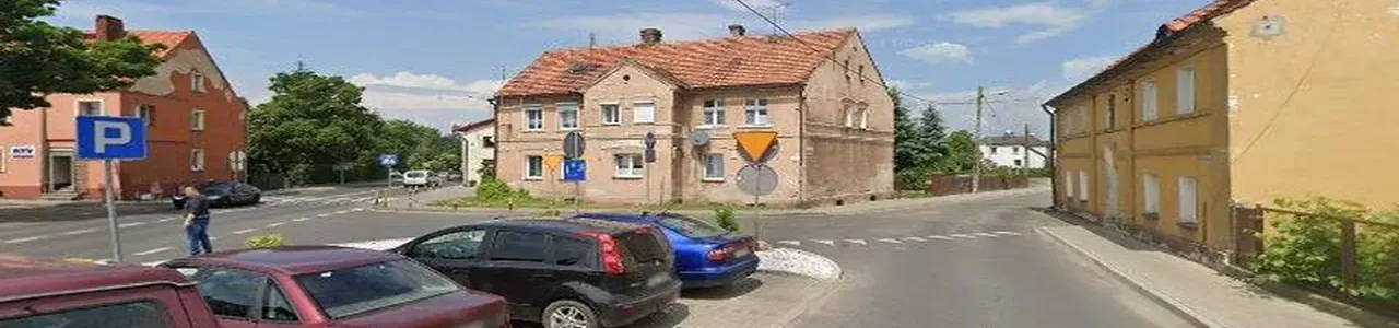 Zdjęcie placówki Banku Spółdzielczego w Prochowicach przy ulicy Kopernika.