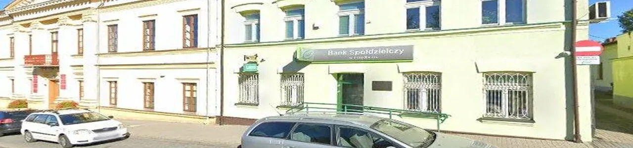 Zdjęcie jednej z przedborskich placówek spółdzielczej grupy bankowej
