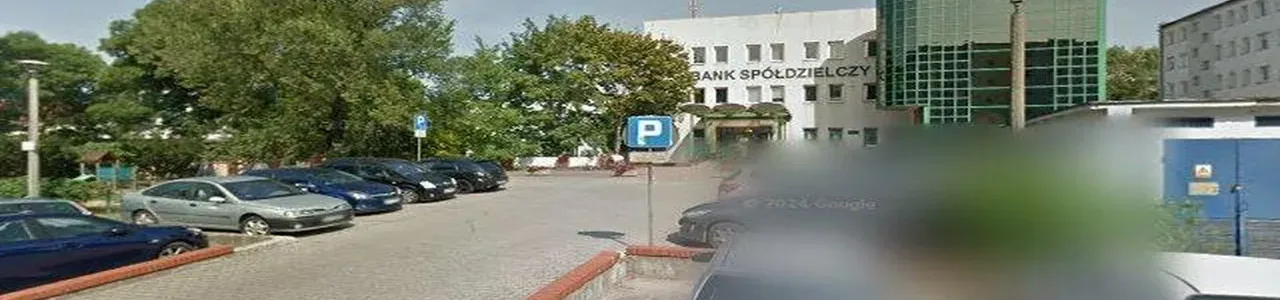 Zdjęcie jednej z skierniewickich placówek banku spółdzielczego