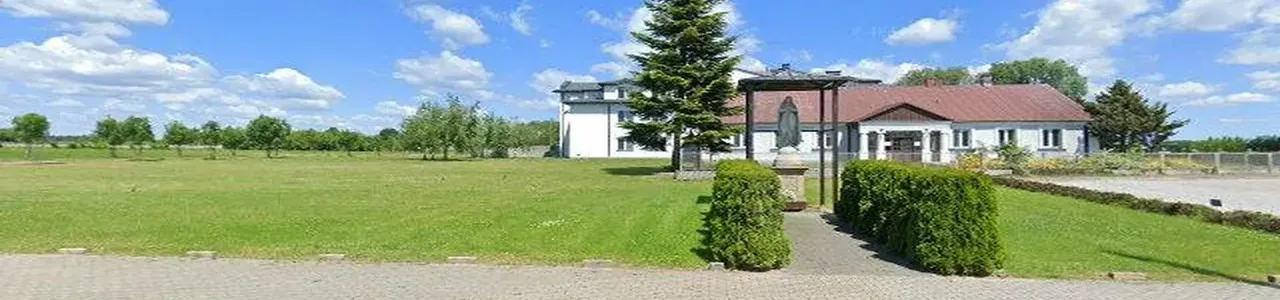 Zdjęcie jednej z placówek banku spółdzielczego w Starej Błotnicy