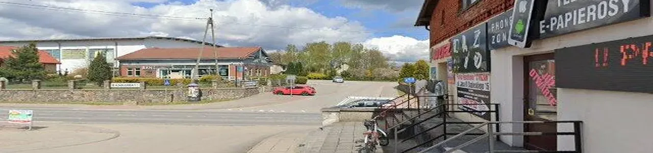 Zdjęcie placówki Banku Spółdzielczego w Stężycach przy ulicy Jana III Sobieskiego.