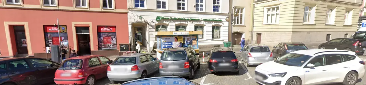 Zdjęcie placówki Banku Spółdzielczego przy ulicy Rynek w Strzegomiu