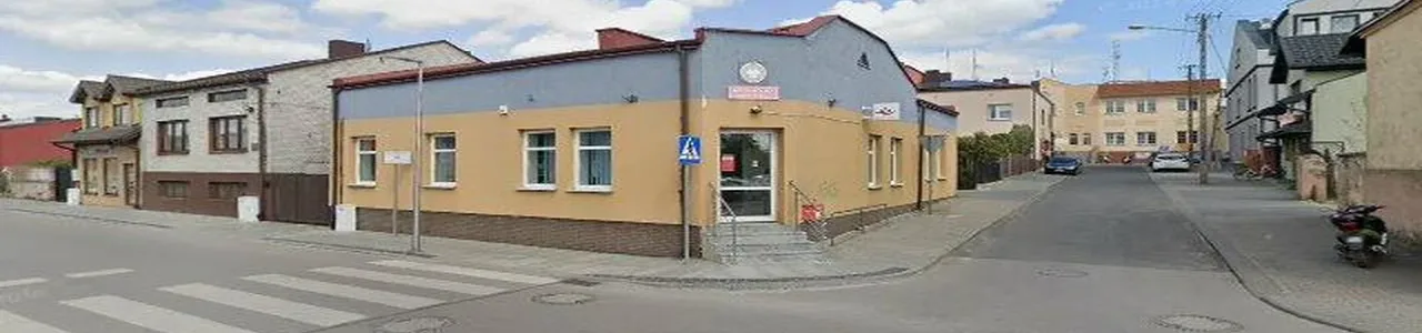 Zdjęcie placówki Banku Spółdzielczego w Szczercowie przy ulicy Żeromskiego.