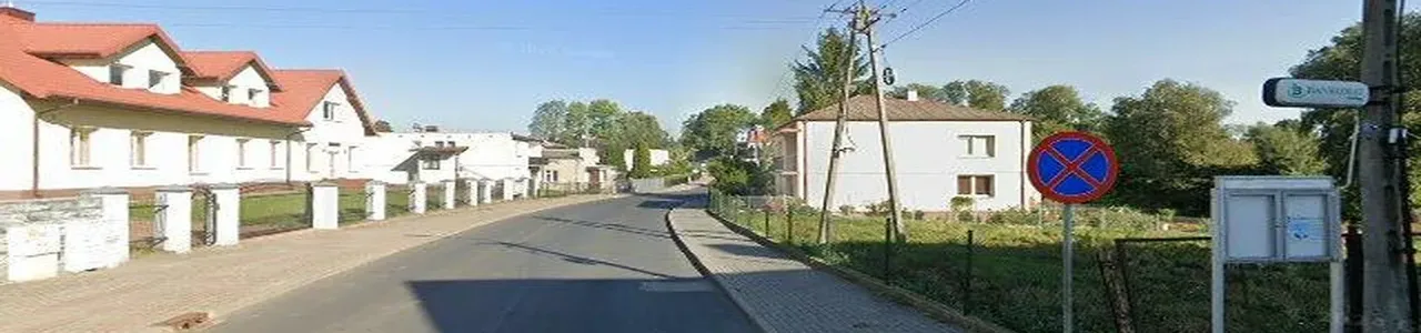 Zdjęcie placówki Banku Spółdzielczego przy ulicy 3 Maja w Tłuchowie