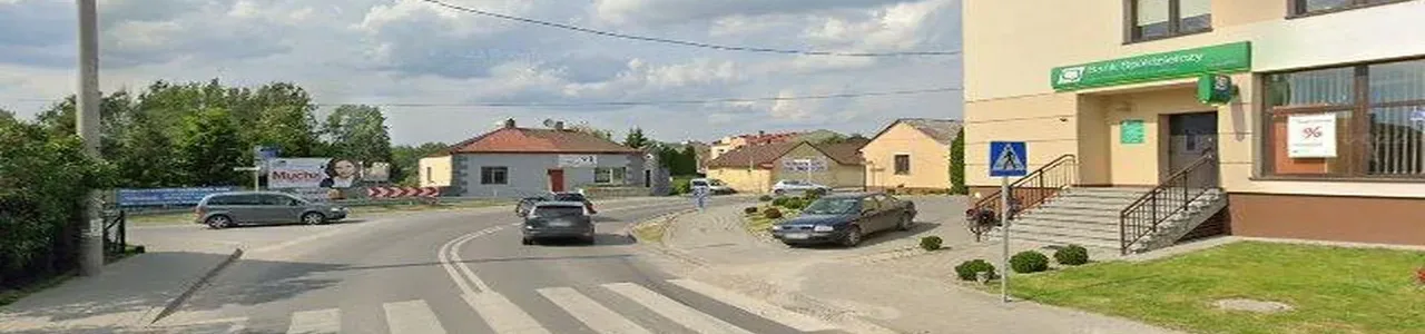 Zdjęcie placówki Banku Spółdzielczego przy ulicy Partyzantów w Urzędowie