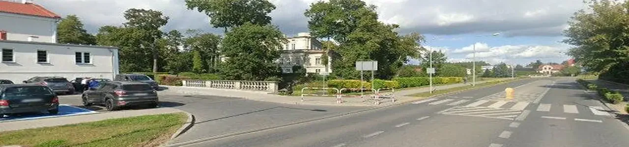 Zdjęcie placówki Banku Spółdzielczego w Włoszakowicach przy ulicy K. Kurpińskiego.