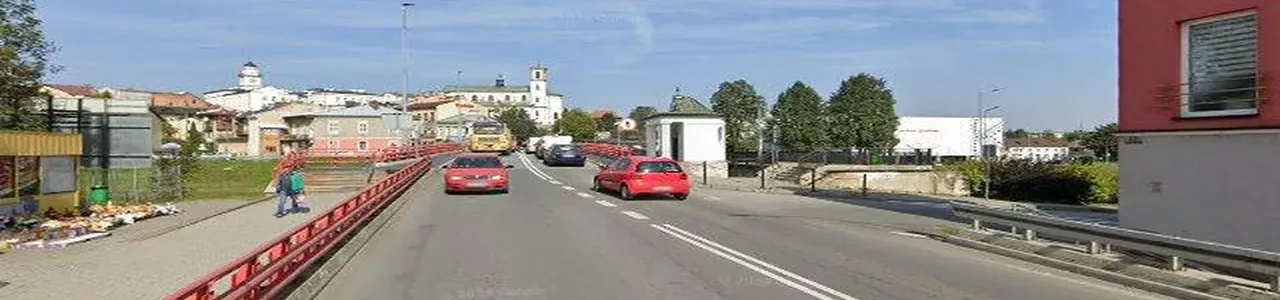 Zdjęcie placówki BNP Paribas Bank Polska S.A. przy ulicy Mickiewicza w Gorlicach