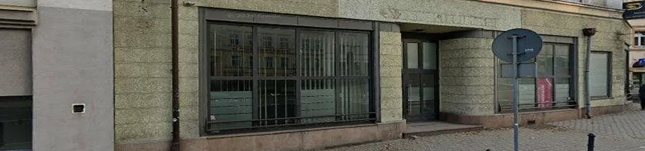 Zdjęcie placówki BNP Paribas Bank Polska S.A. przy ulicy Bankowej w Jeleniej Górze