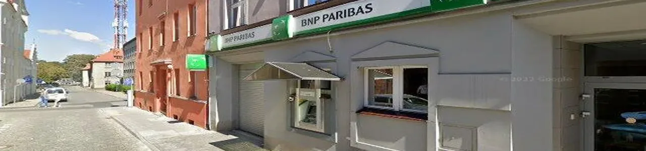 Zdjęcie jednej z placówek BNP Paribas w Kędzierzynie-Koźlu