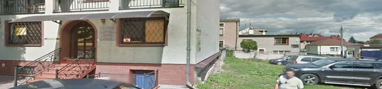 Zdjęcie placówki BNP Paribas Bank Polska S.A. przy ulicy Poprzecznej w Makowie Mazowieckim