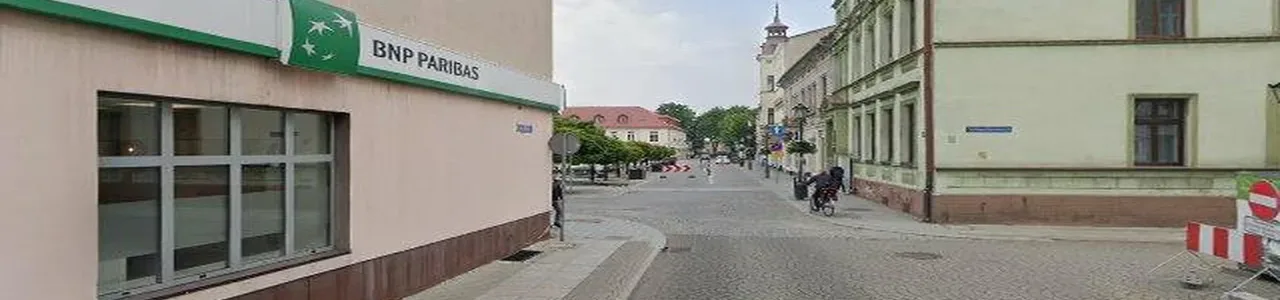 Zdjęcie jednej z placówek BNP Paribas w Oświęcimiu