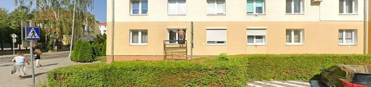 Zdjęcie placówki BNP Paribas Bank Polska S.A. przy ulicy W. Sikorskiego w Pile