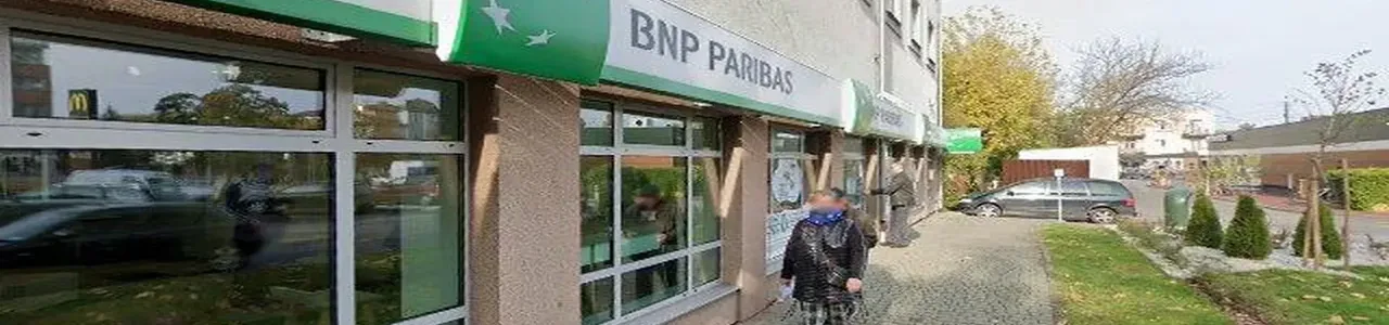 Zdjęcie placówki BNP Paribas Bank Polska S.A. przy ulicy Niecała w Pruszkowie
