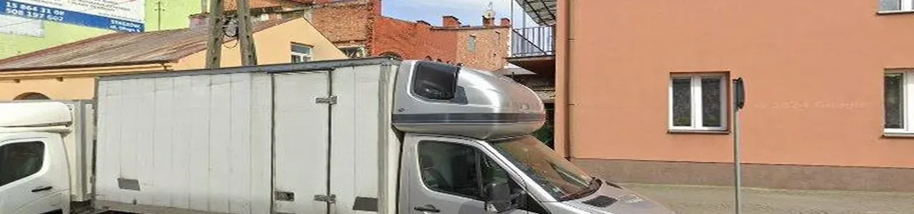 Zdjęcie placówki BNP Paribas Bank Polska S.A. przy ulicy Rynek w Staszowie