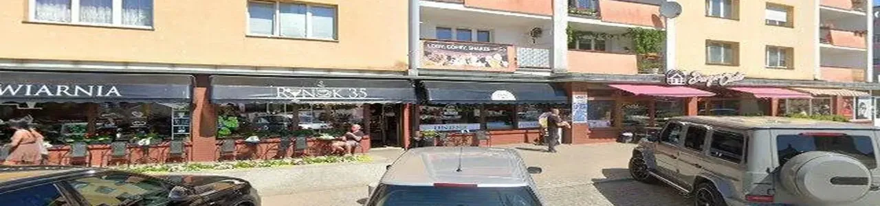 Zdjęcie placówki Credit Agricole przy ulicy Wojska Polskiego w Bytowie